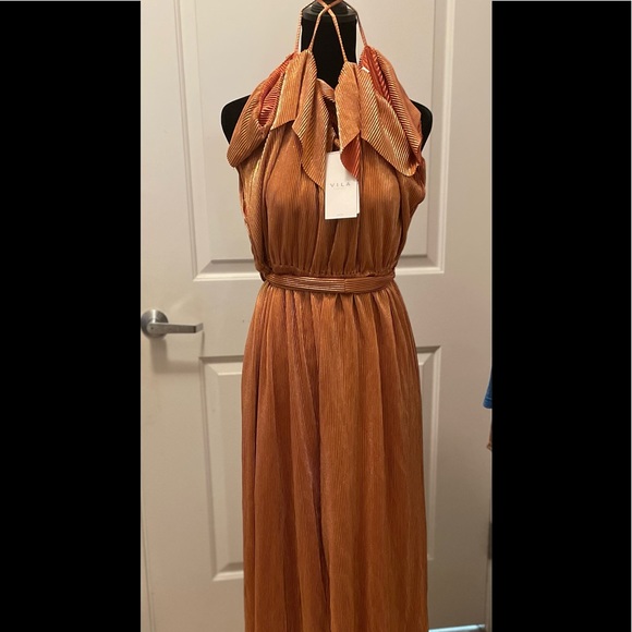 Brand new Vila Viparta Jumpsuit in orange. - Picture 1 of 7